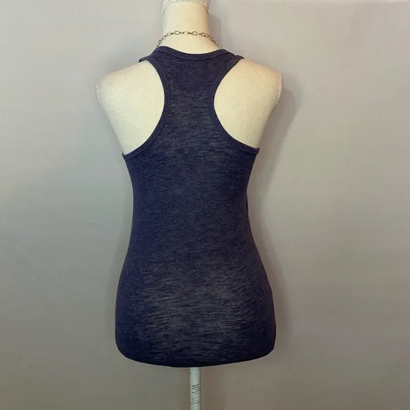 Tops/T-Shirts/Tanks👚 - 2 for $15 or 3 for $20 (Mix & Match) - Picture 4 of 5